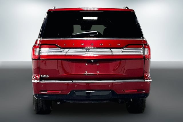 Used 2019 Lincoln Navigator Reserve AWD/4WD image 7