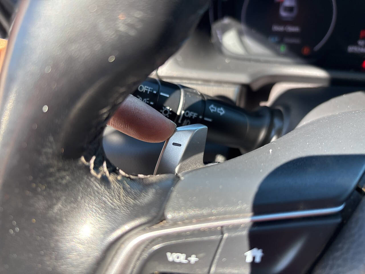 Used 2020 Honda Accord Sport image 19