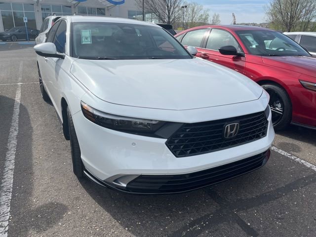 New 2026 Honda Accord Touring image 3