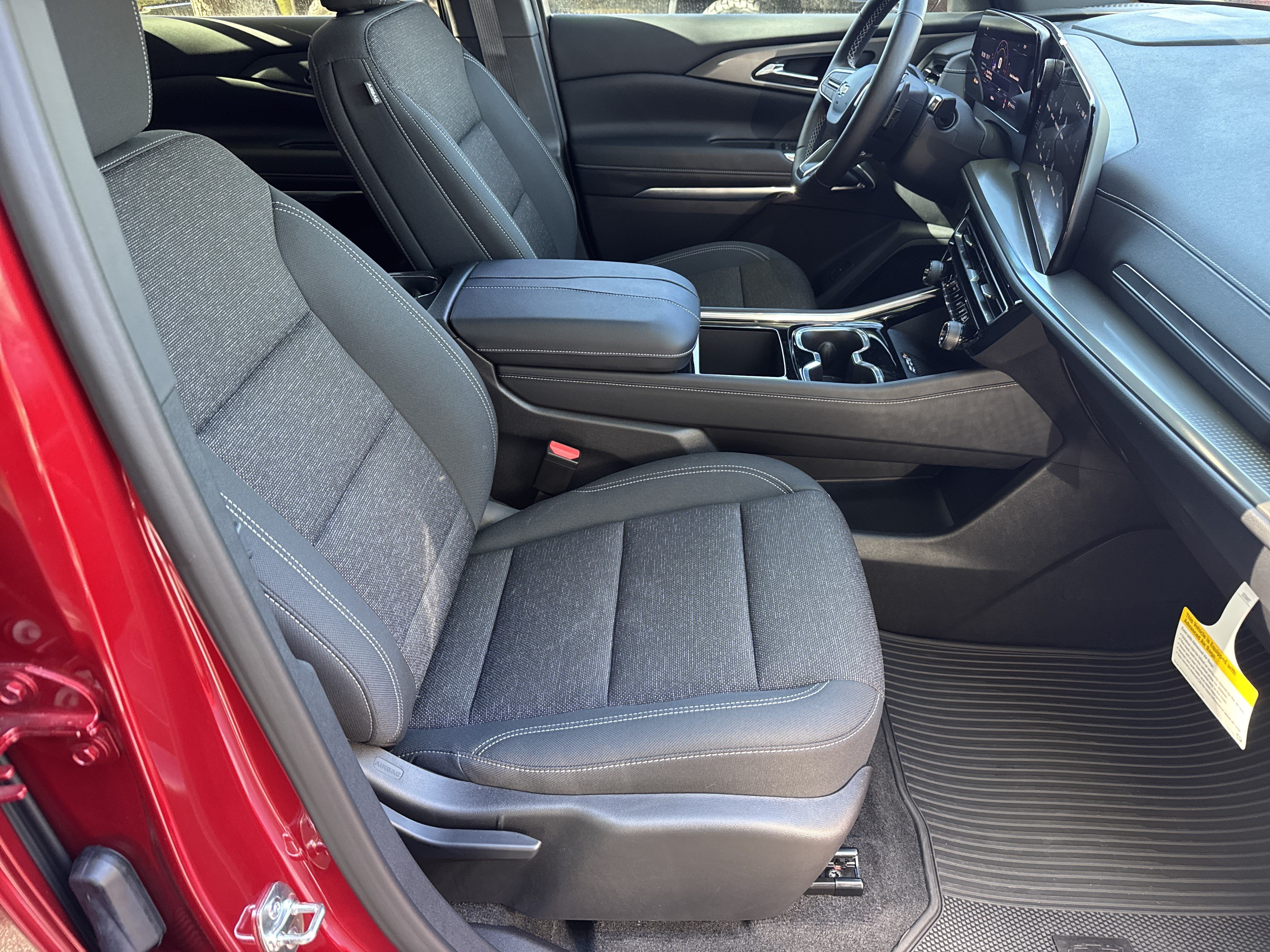 New 2026 Chevrolet Traverse LT FWD image 13