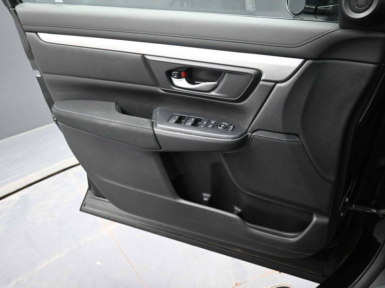 Used 2021 Honda CR-V Special Edition image 10