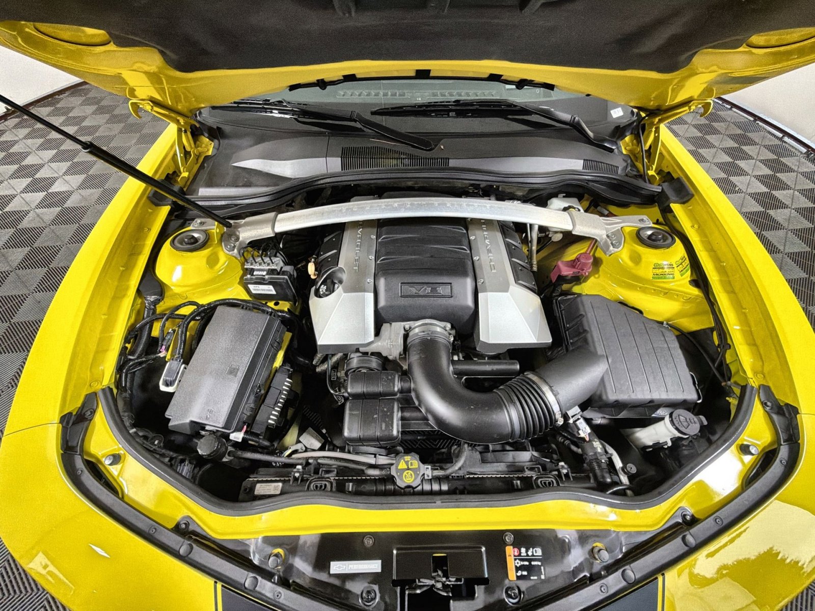 Used 2015 Chevrolet Camaro SS w/ RS Package image 26