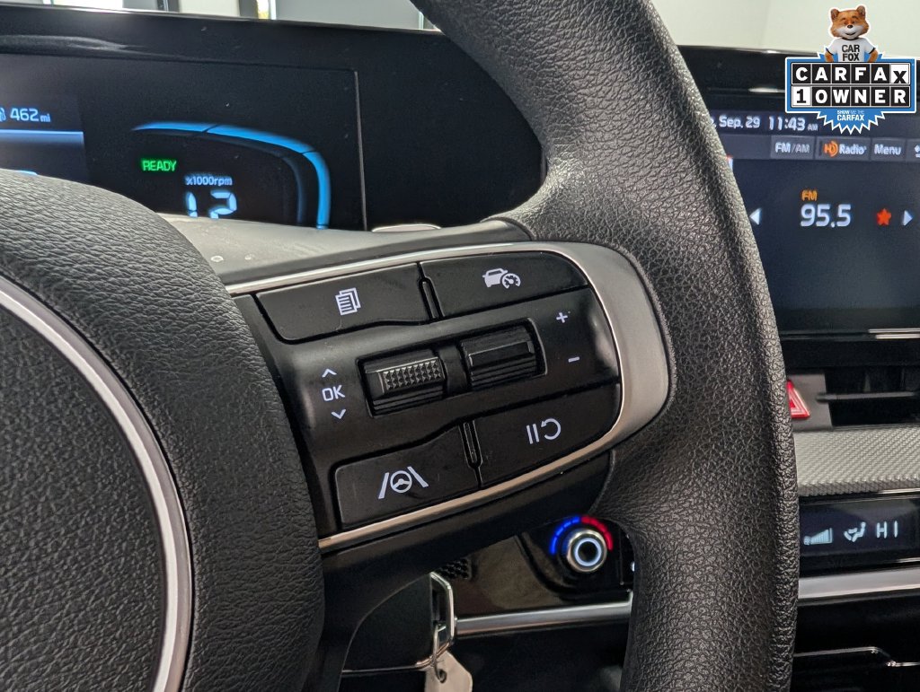 Certified 2025 Kia Sportage LX AWD/4WD image 18