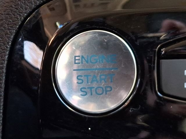 Used 2024 Ford Escape Platinum image 25