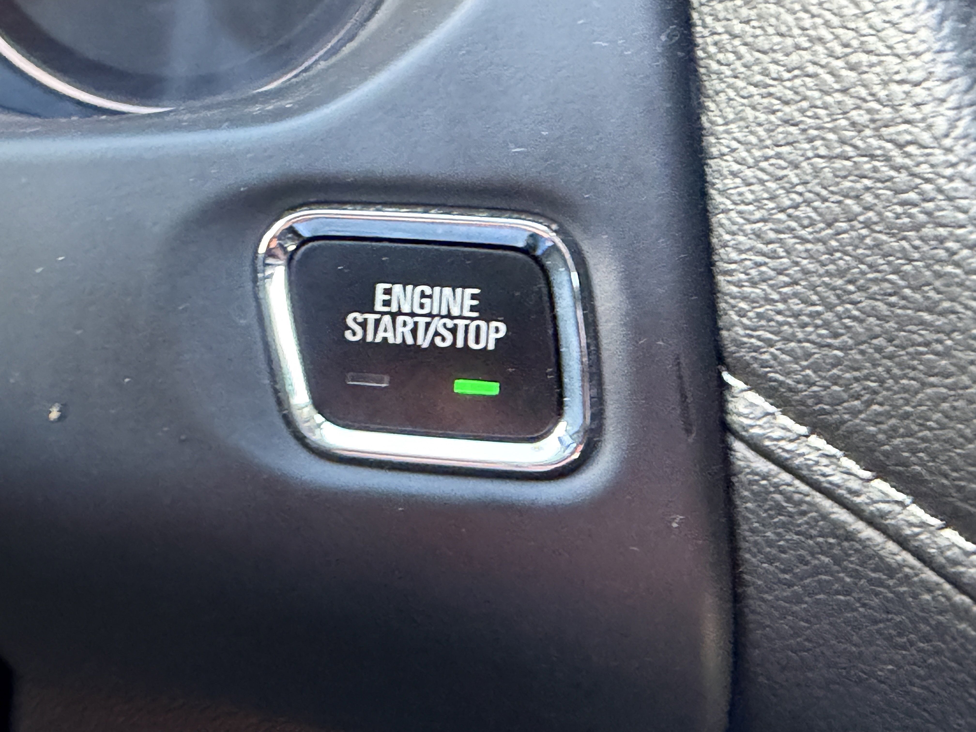 Used 2020 GMC Acadia SLT w/ Premium Package image 26