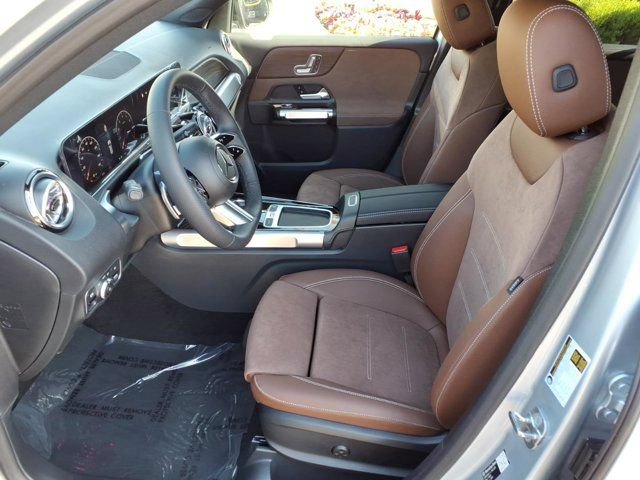 New 2026 Mercedes-Benz GLB 250 image 13