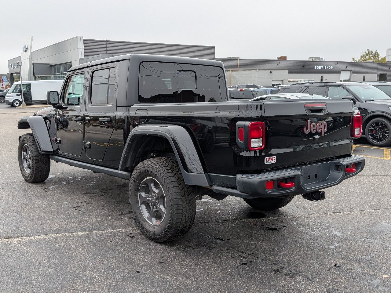 Used 2023 Jeep Gladiator Rubicon w/ Cold Weather Group AWD/4WD image 6