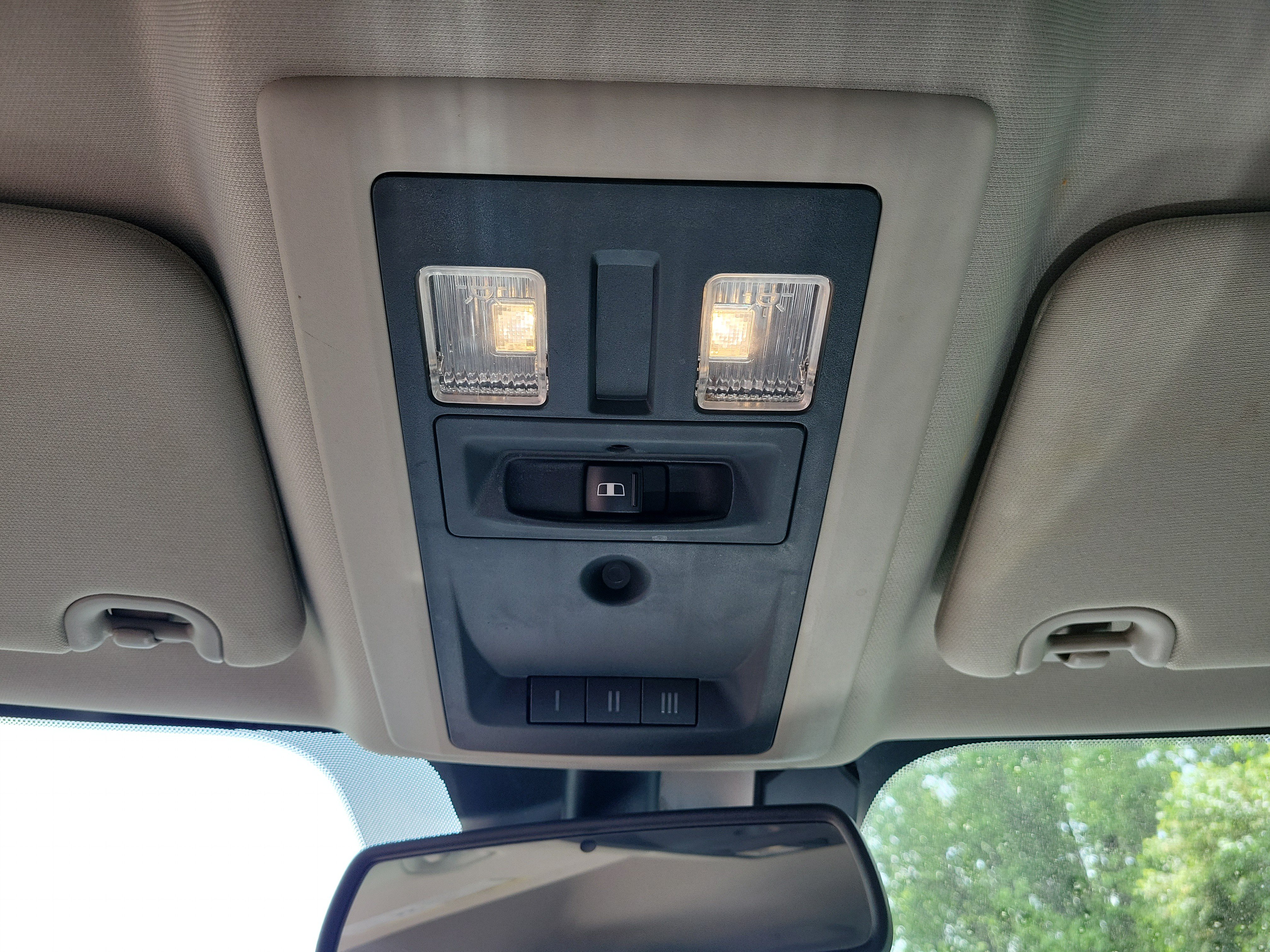 Used 2016 RAM 1500 Laramie AWD/4WD image 29
