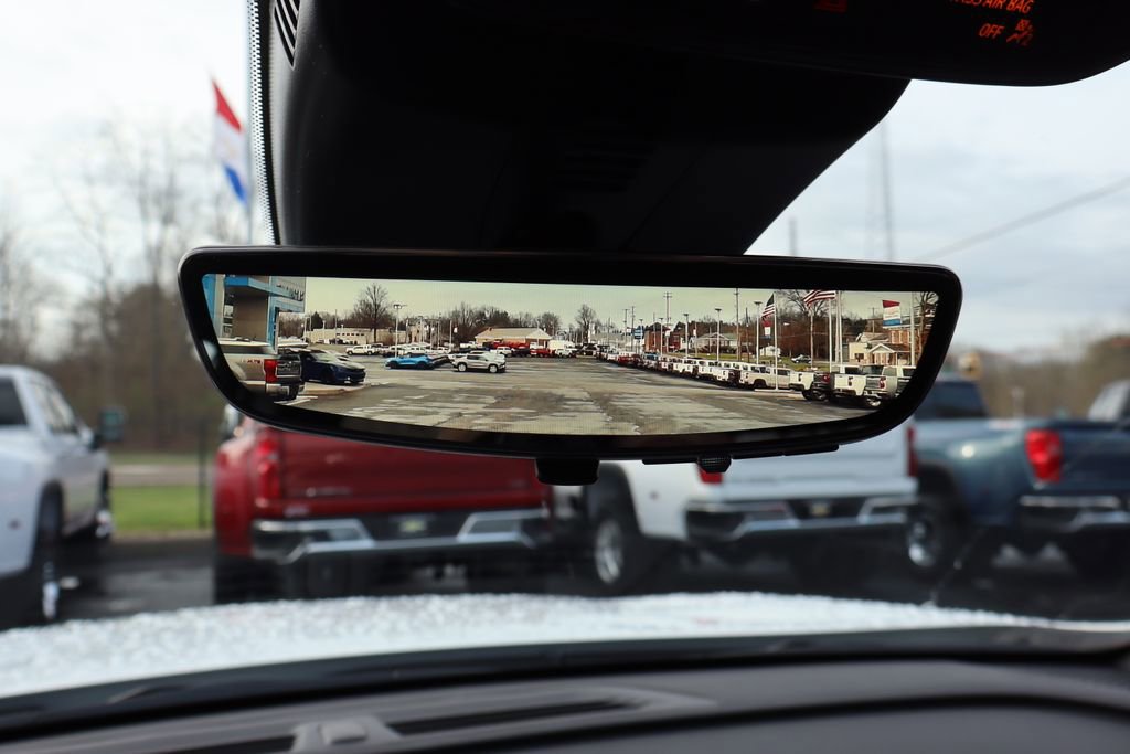 New 2026 Chevrolet Traverse LT image 15