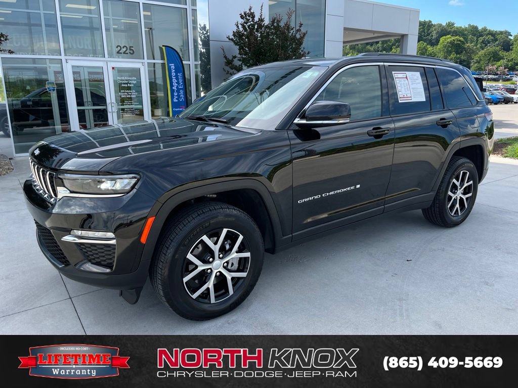 Used 2025 Jeep Grand Cherokee Limited AWD/4WD image 1