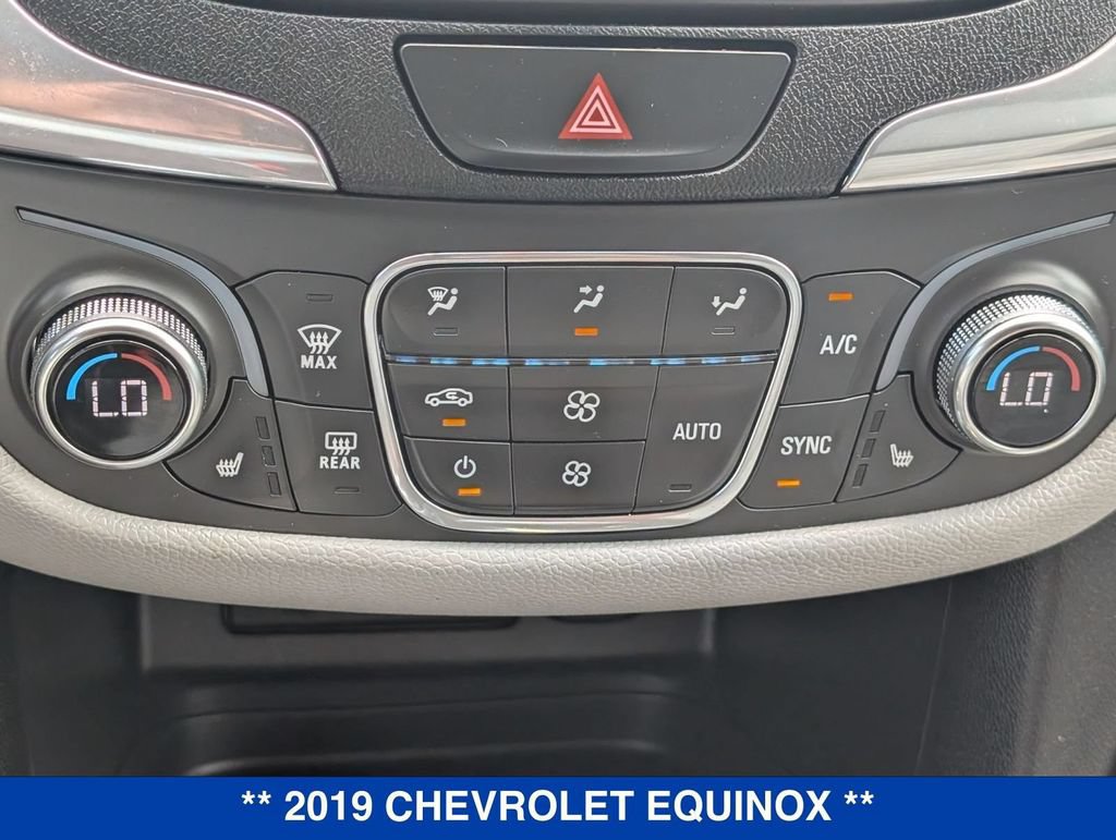 Used 2019 Chevrolet Equinox LT w/ Sun & Navigation Package AWD/4WD image 25