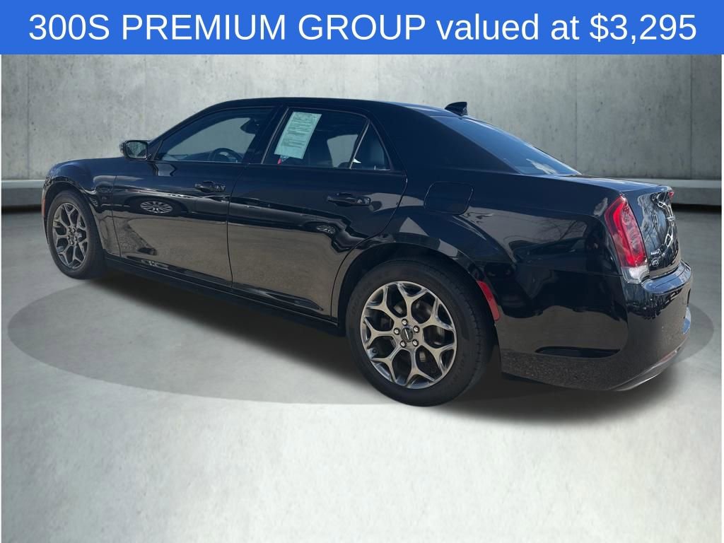 Used 2017 Chrysler 300 S w/ 300S Premium Group AWD/4WD video 3