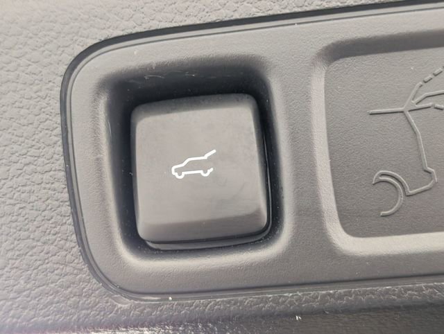 Used 2024 Ford Expedition Limited image 33