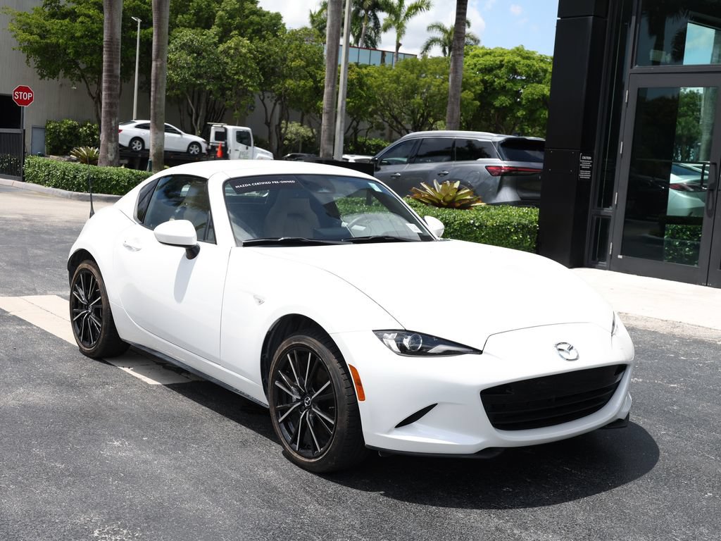 Certified 2025 MAZDA MX-5 Miata RF Grand Touring w/ Weather Package RWD image 3