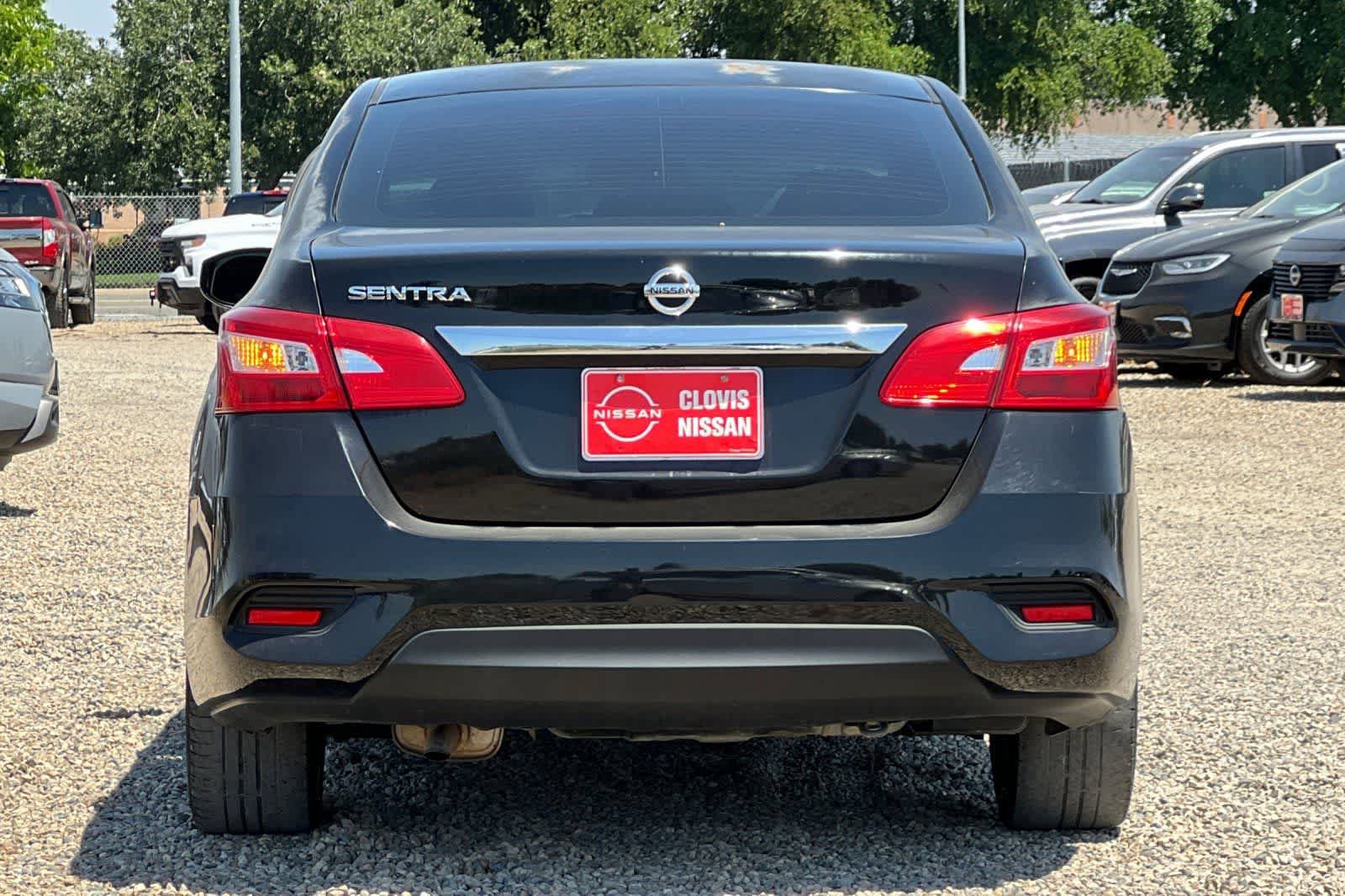 Used 2016 Nissan Sentra S FWD image 8