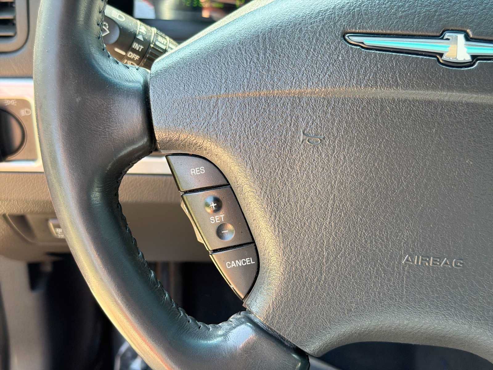 Used 2002 Ford Thunderbird RWD image 17