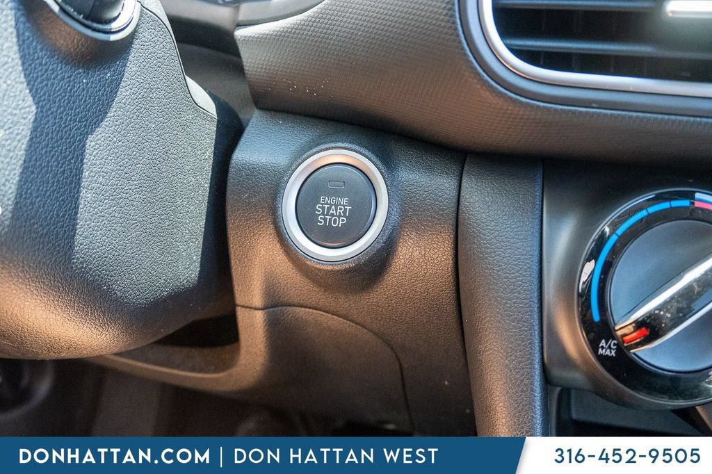 Used 2021 Hyundai Kona SEL Plus FWD image 11