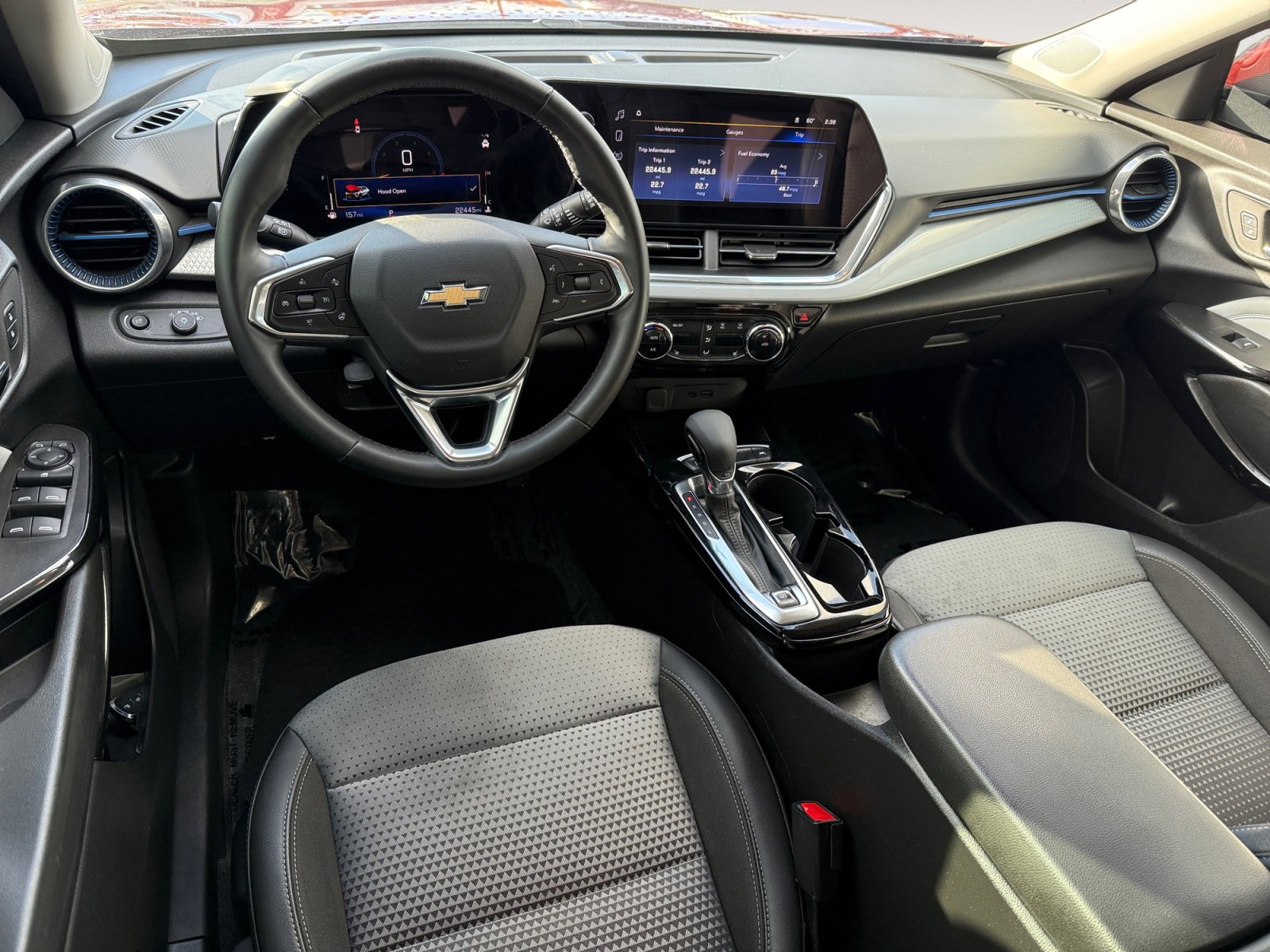 Used 2024 Chevrolet Trax LT w/ Driver Confidence Package image 15