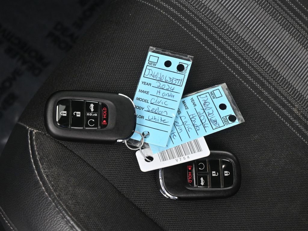 Used 2024 Honda Civic Sport image 18