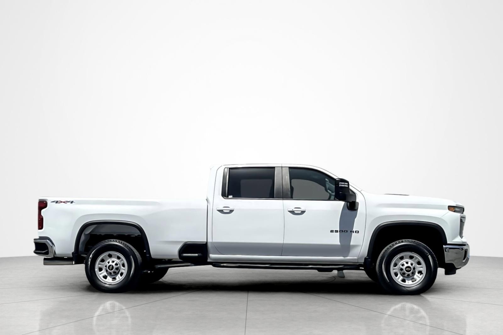 Used 2025 Chevrolet Silverado 2500 LT w/ Convenience Package image 6