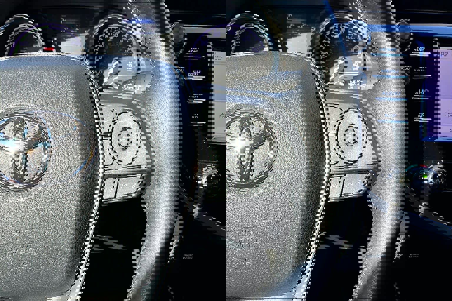 Used 2020 Toyota Camry SE image 26