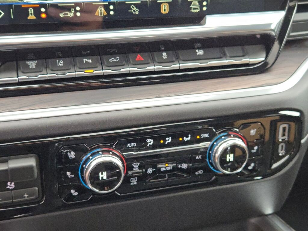 New 2026 GMC Sierra 3500 SLT w/ SLT Premium Package image 30