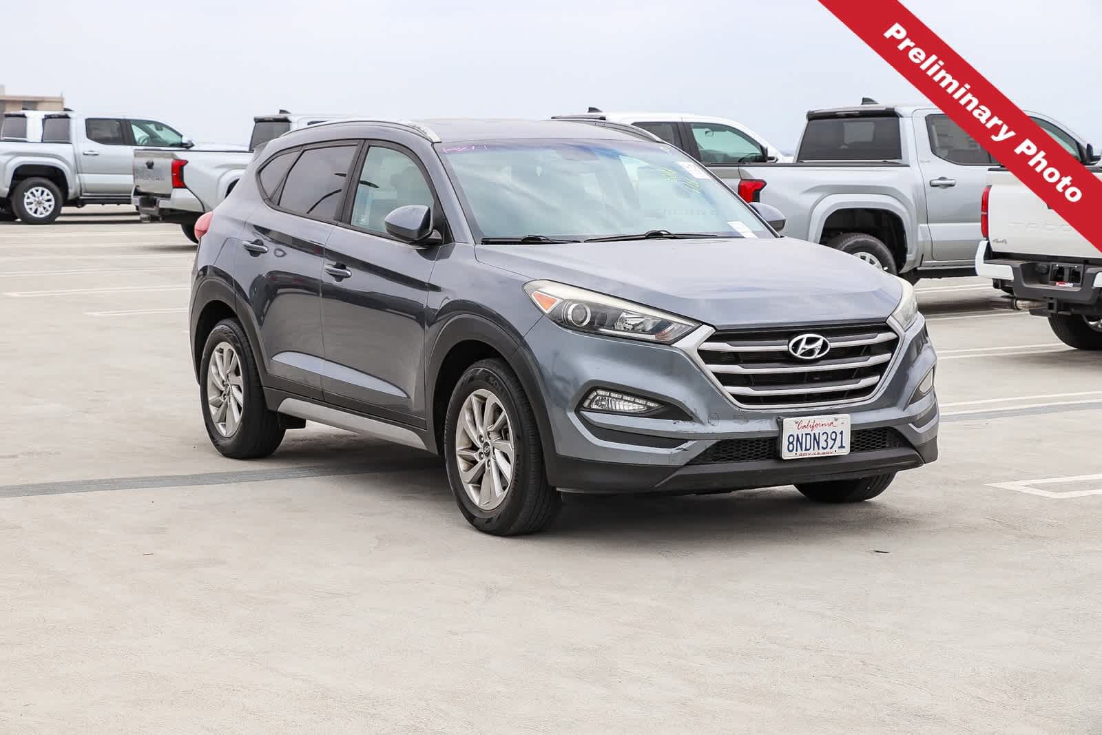 Used 2018 Hyundai Tucson SEL FWD image 3