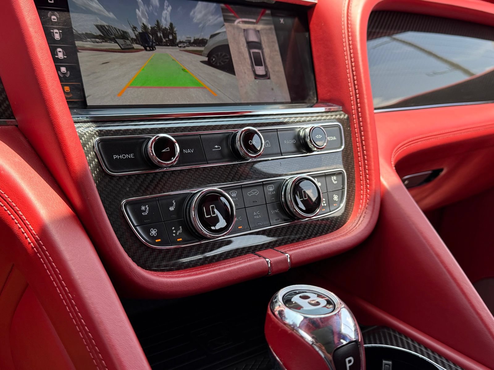 Used 2022 Bentley Bentayga Speed AWD/4WD image 31
