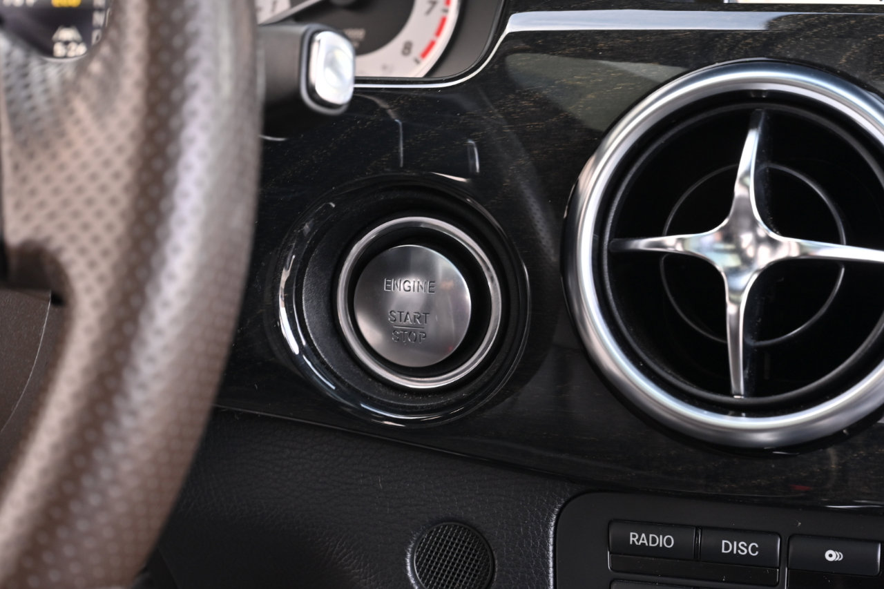 Used 2013 Mercedes-Benz GLK 350 2WD image 22