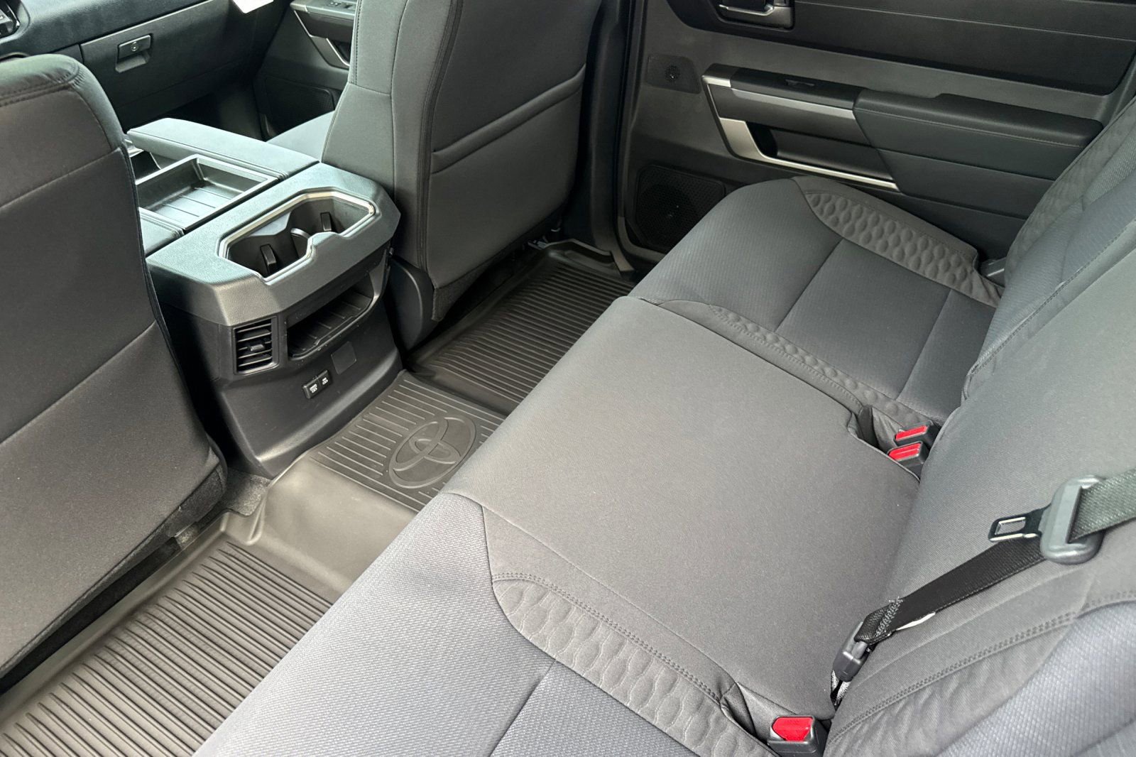 New 2026 Toyota Tundra SR5 image 13