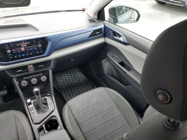 Certified 2023 Volkswagen Taos SE FWD image 9