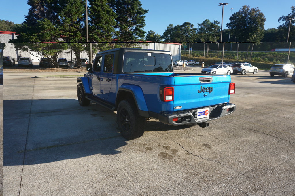 Used 2023 Jeep Gladiator Sport AWD/4WD image 21
