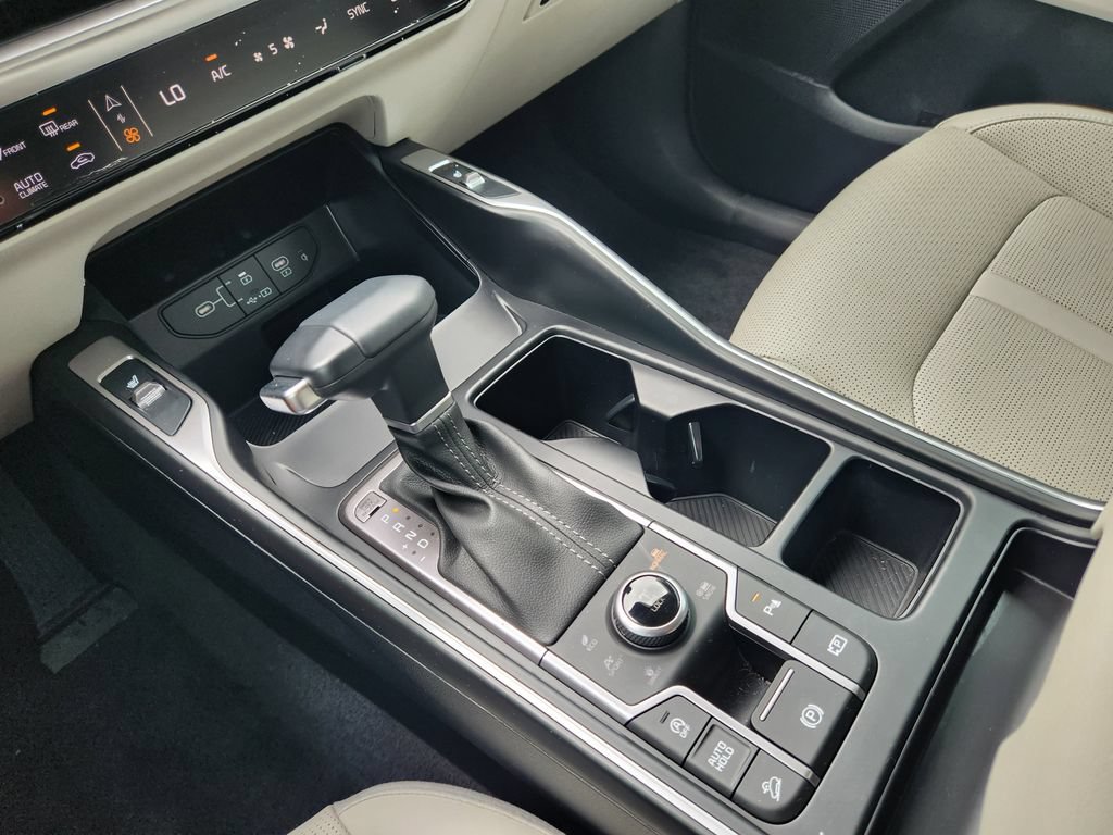 New 2025 Kia Sorento S AWD/4WD image 15