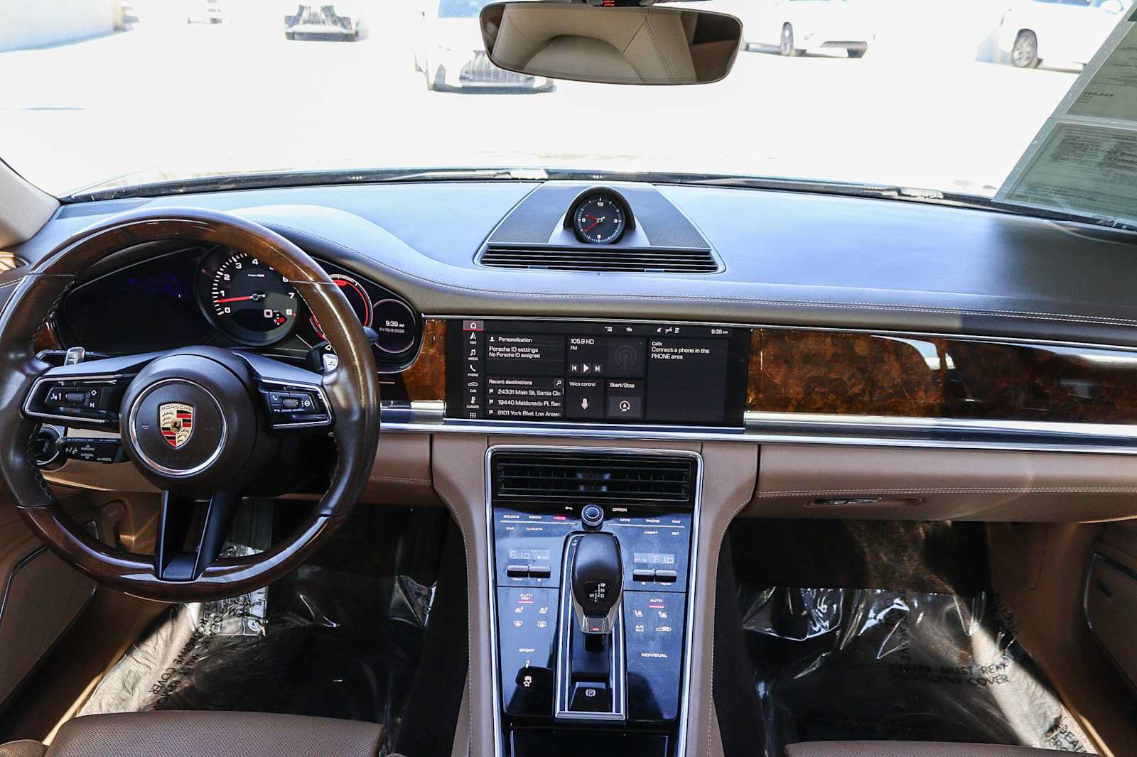 Used 2021 Porsche Panamera RWD image 15