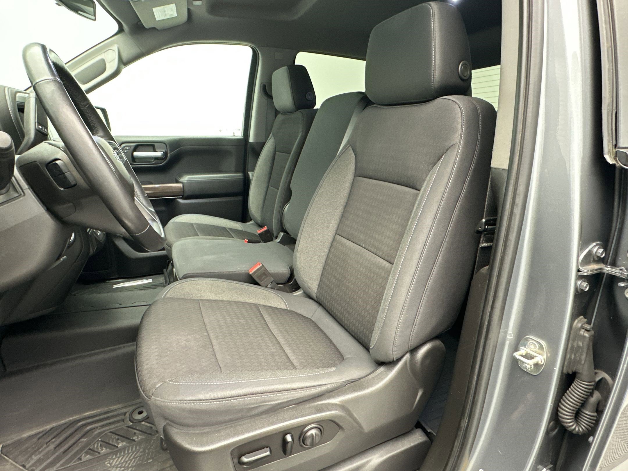 Certified 2020 Chevrolet Silverado 1500 RST image 5