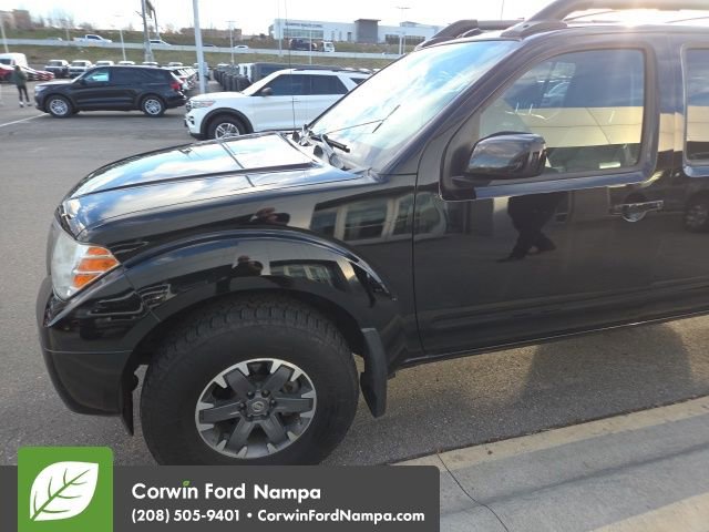 Used 2015 Nissan Frontier PRO-4X w/ Pro-4x Luxury Package image 19