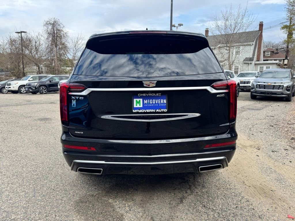 Used 2024 Cadillac XT6 Premium Luxury image 4