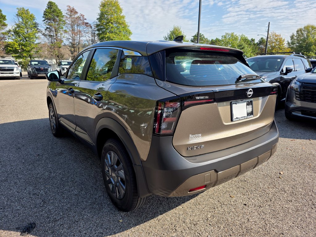 New 2027 Nissan Kicks S FWD image 2