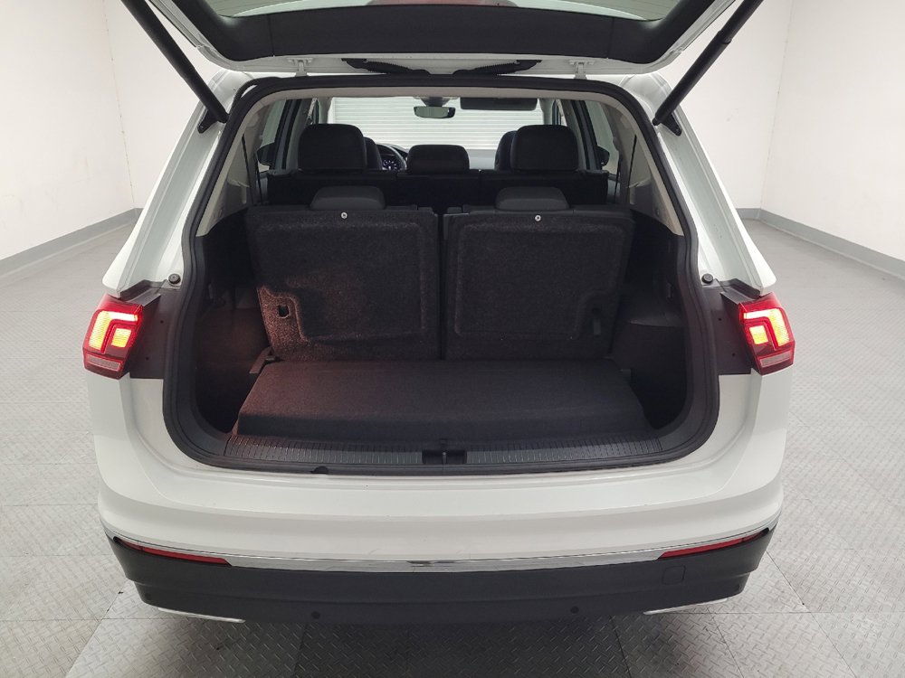 Used 2021 Volkswagen Tiguan SEL FWD image 29