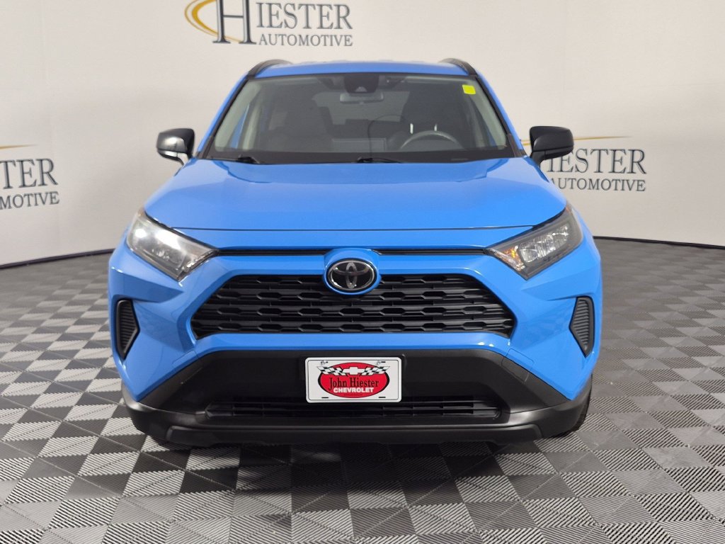 Used 2019 Toyota RAV4 LE w/ All Weather Liner Package AWD/4WD image 9