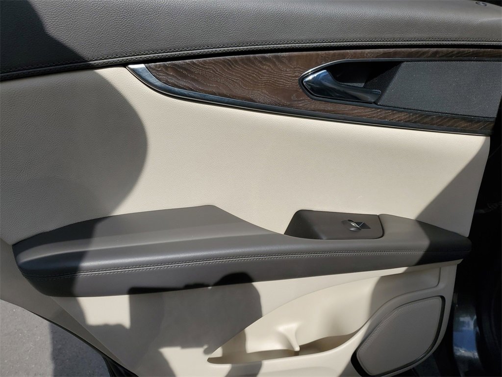 Used 2018 Lincoln MKX Reserve w/ Lincoln MKX Climate Package image 9