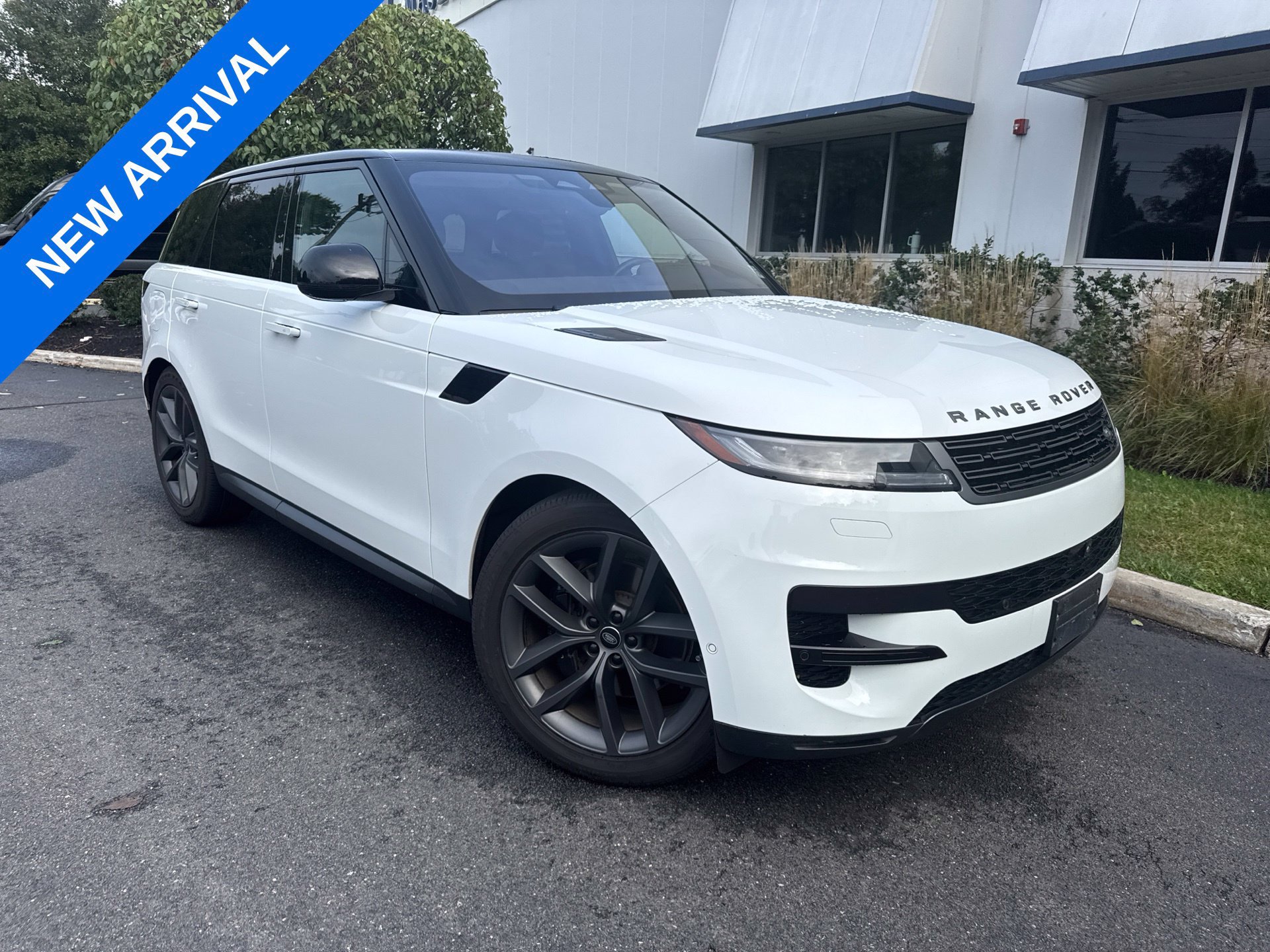 Used 2023 Land Rover Range Rover Sport SE