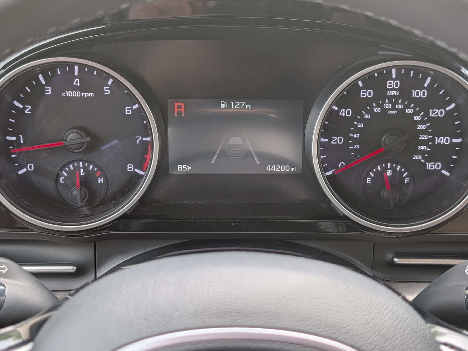 Used 2024 Kia Carnival EX FWD image 33