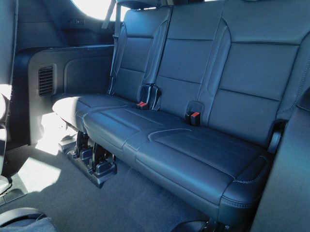 Used 2023 GMC Yukon XL Denali image 24