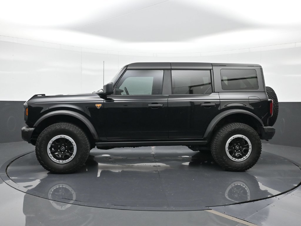 Used 2023 Ford Bronco Badlands w/ Sasquatch Package AWD/4WD image 3