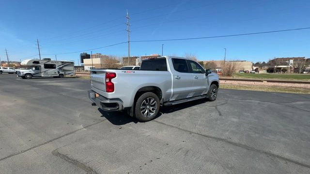 Used 2022 Chevrolet Silverado 1500 LT image 8