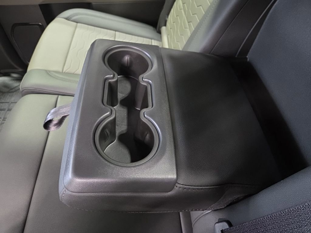 New 2026 Chevrolet Silverado 1500 ZR2 image 33