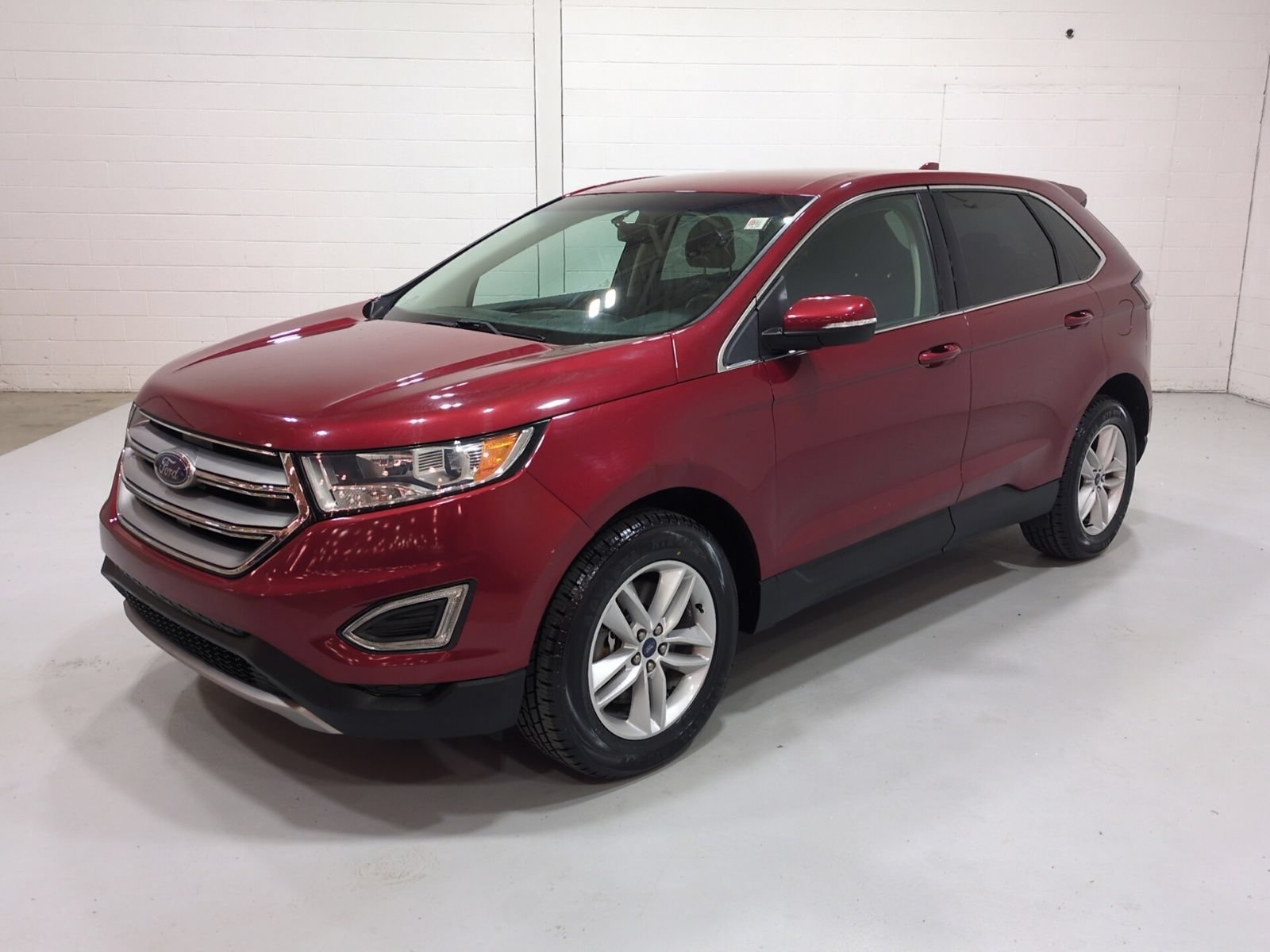 Used 2017 Ford Edge SEL w/ Equipment Group 201A AWD/4WD image 7