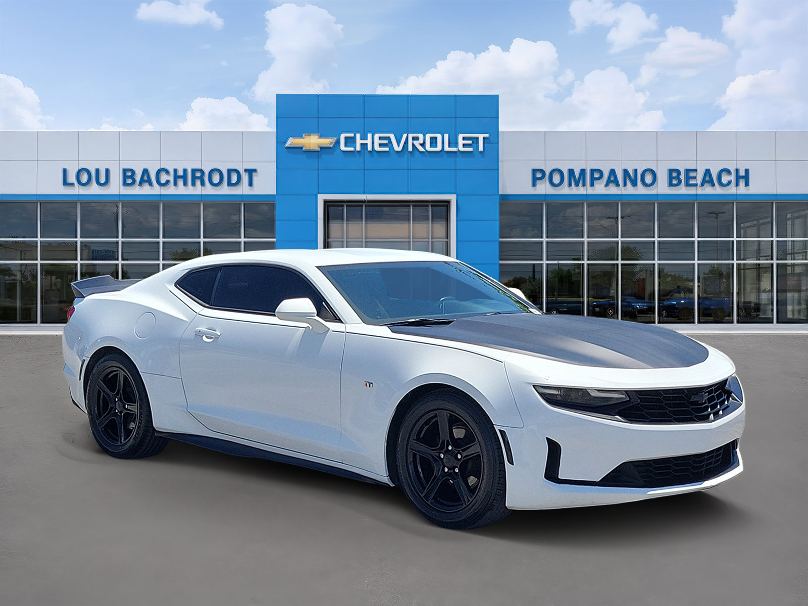 Used 2019 Chevrolet Camaro LT RWD image 1
