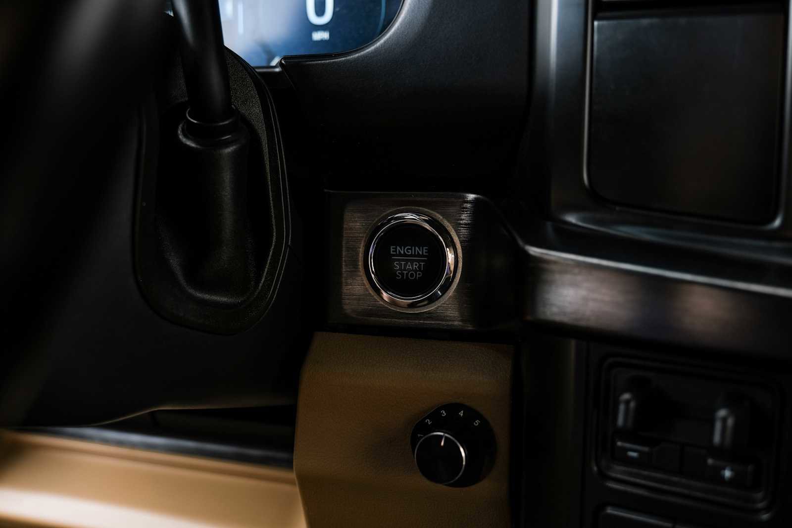 Used 2023 Ford F350 Lariat w/ FX4 Off-Road Package image 21